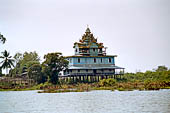 From Siem Reap to Battambang - boat trip along the river Stung Sangker, stilted house